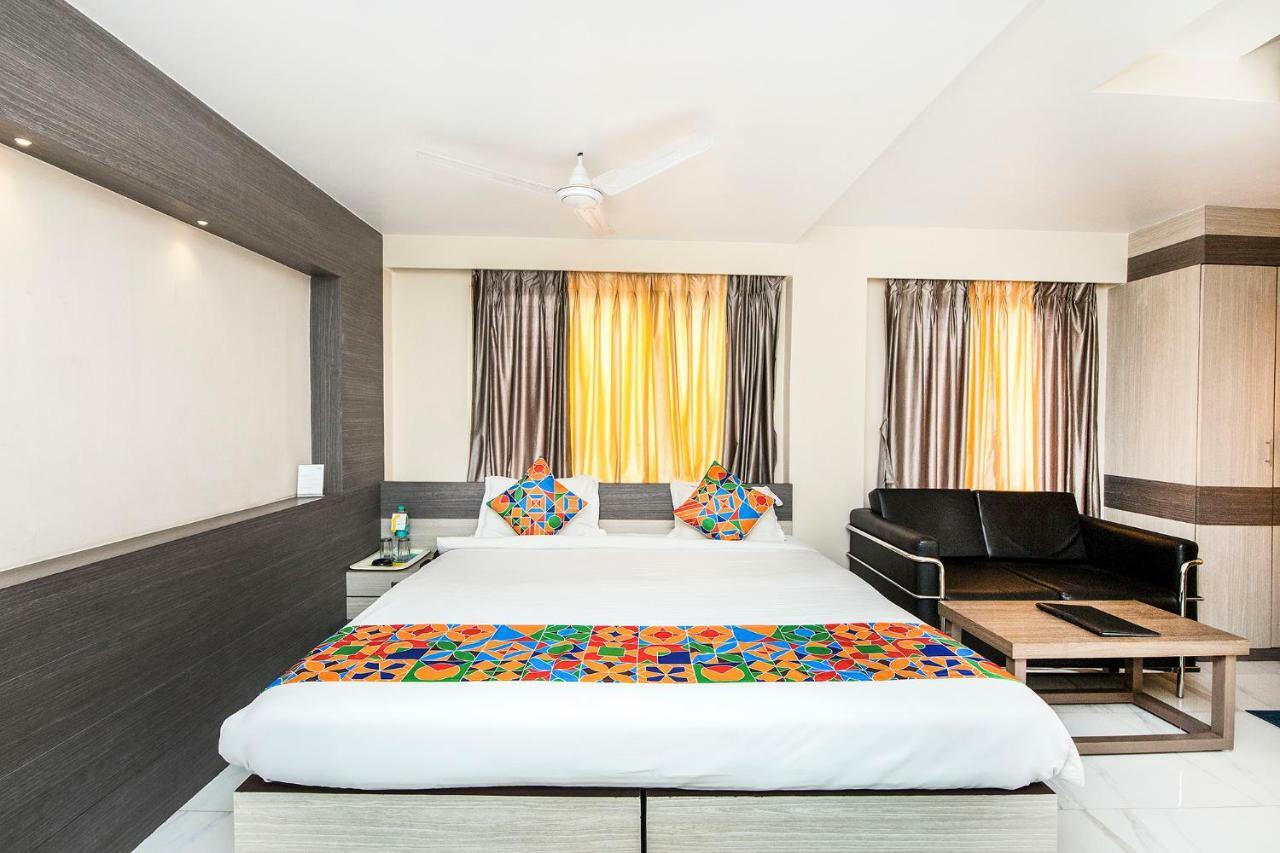 Fabhotel Shivangan Kolkata Airport - Fully Vaccinated Staff Exterior foto