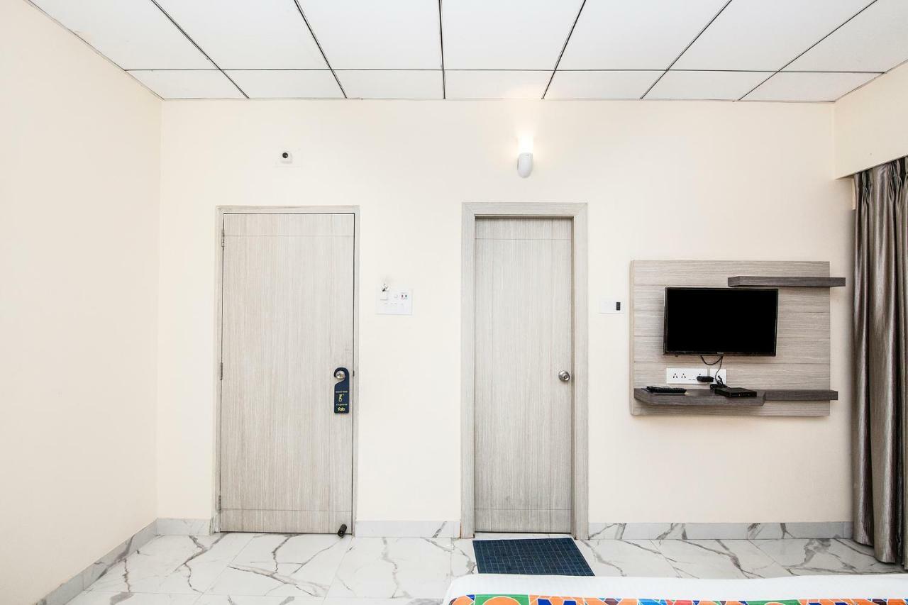 Fabhotel Shivangan Kolkata Airport - Fully Vaccinated Staff Exterior foto